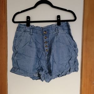 American Eagle Paper Bag Shorts